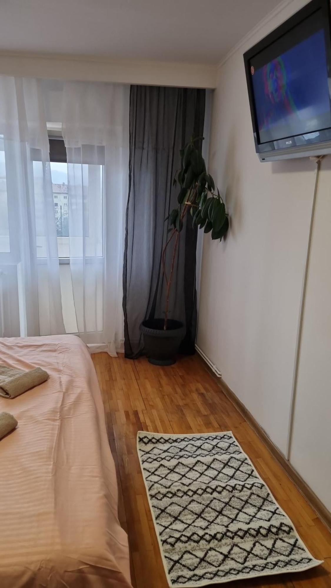 Marya'S Apartment รึมนิคูวัลเจีย ห้อง รูปภาพ